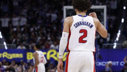 开云体育中心-NBA历史25岁前季后赛砍至少25分10助2帽球员：CC3次第一 韦德第二